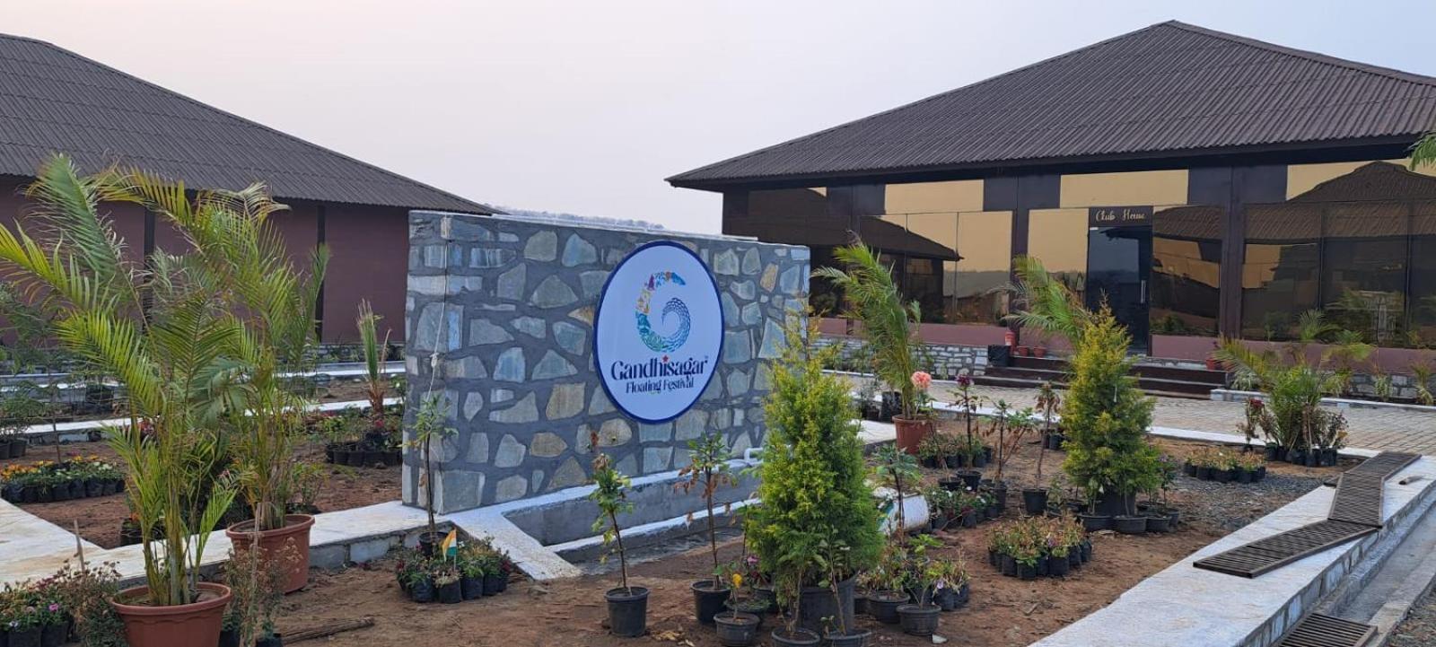 Gandhisagar Forest Retreat Hotell Gurla Exteriör bild